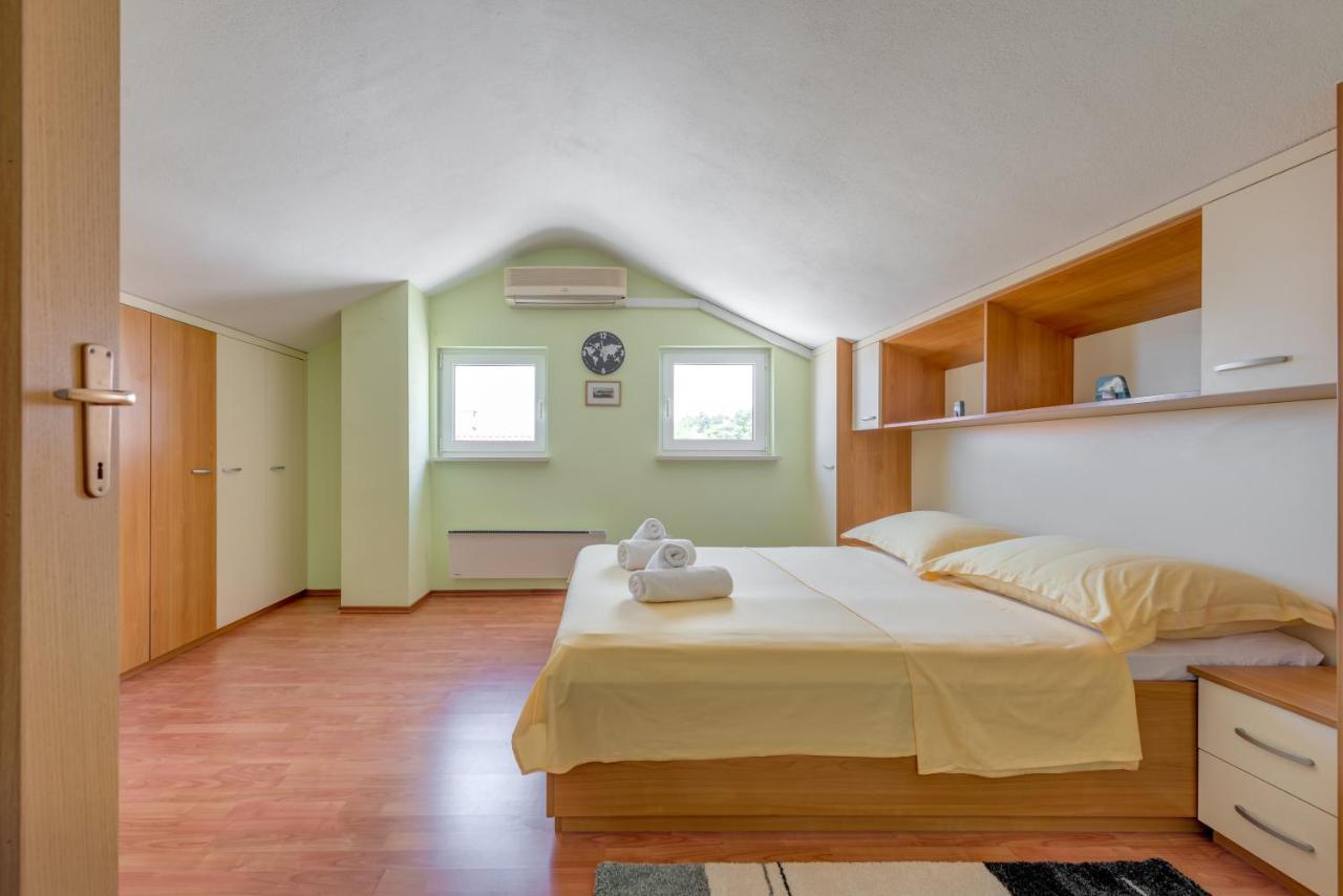 Villa Lille Trogir Extérieur photo