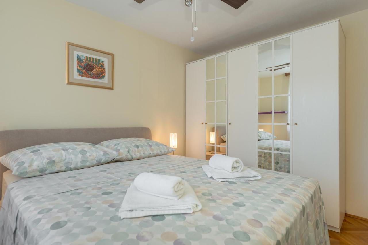 Villa Lille Trogir Extérieur photo
