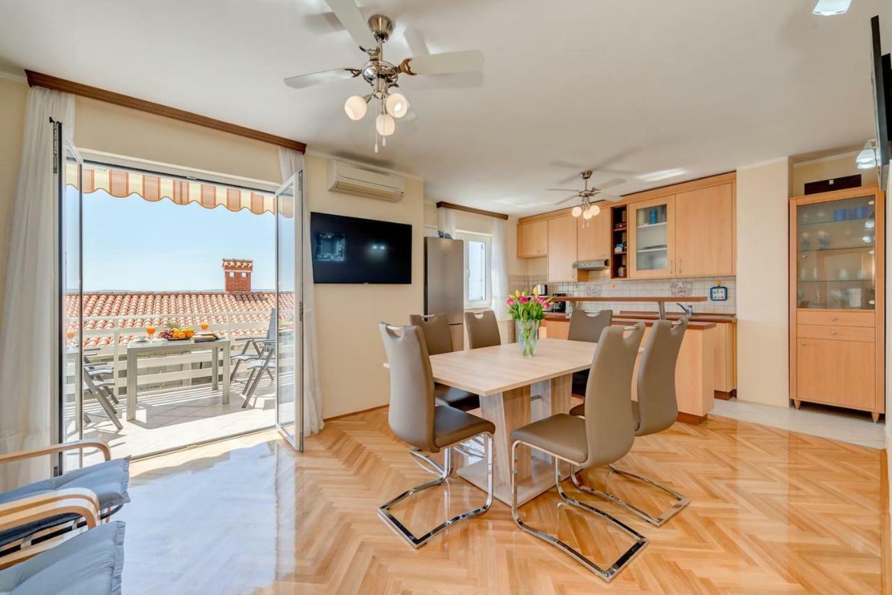 Villa Lille Trogir Extérieur photo