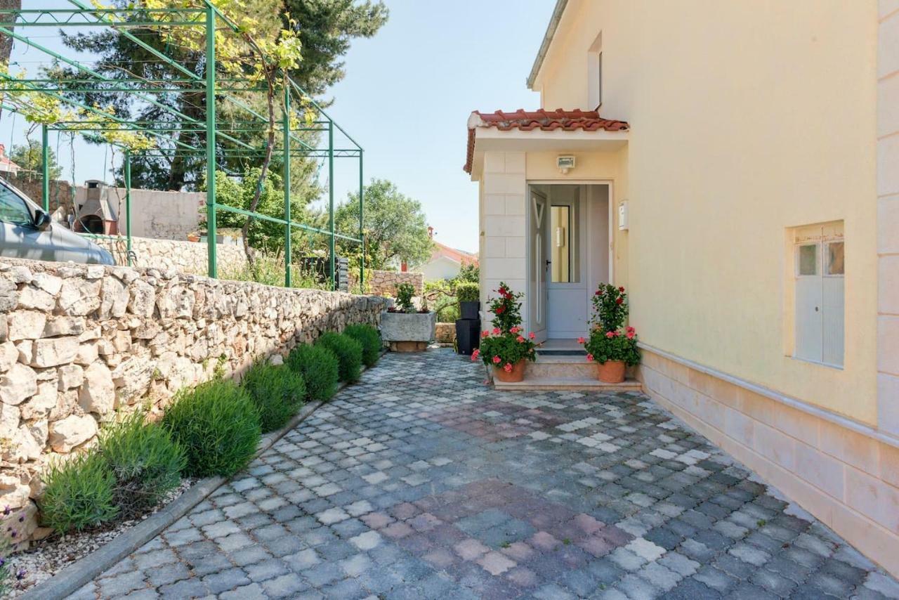 Villa Lille Trogir Extérieur photo