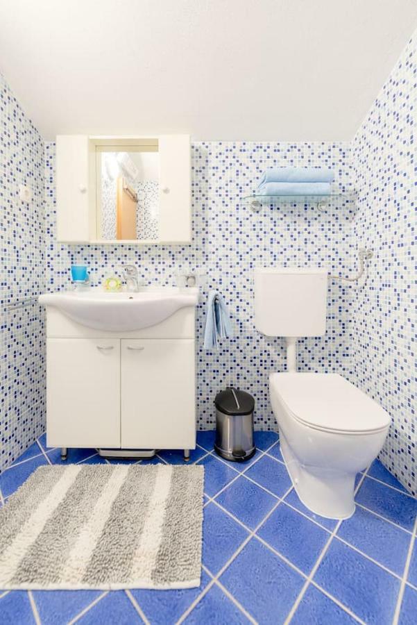 Villa Lille Trogir Extérieur photo